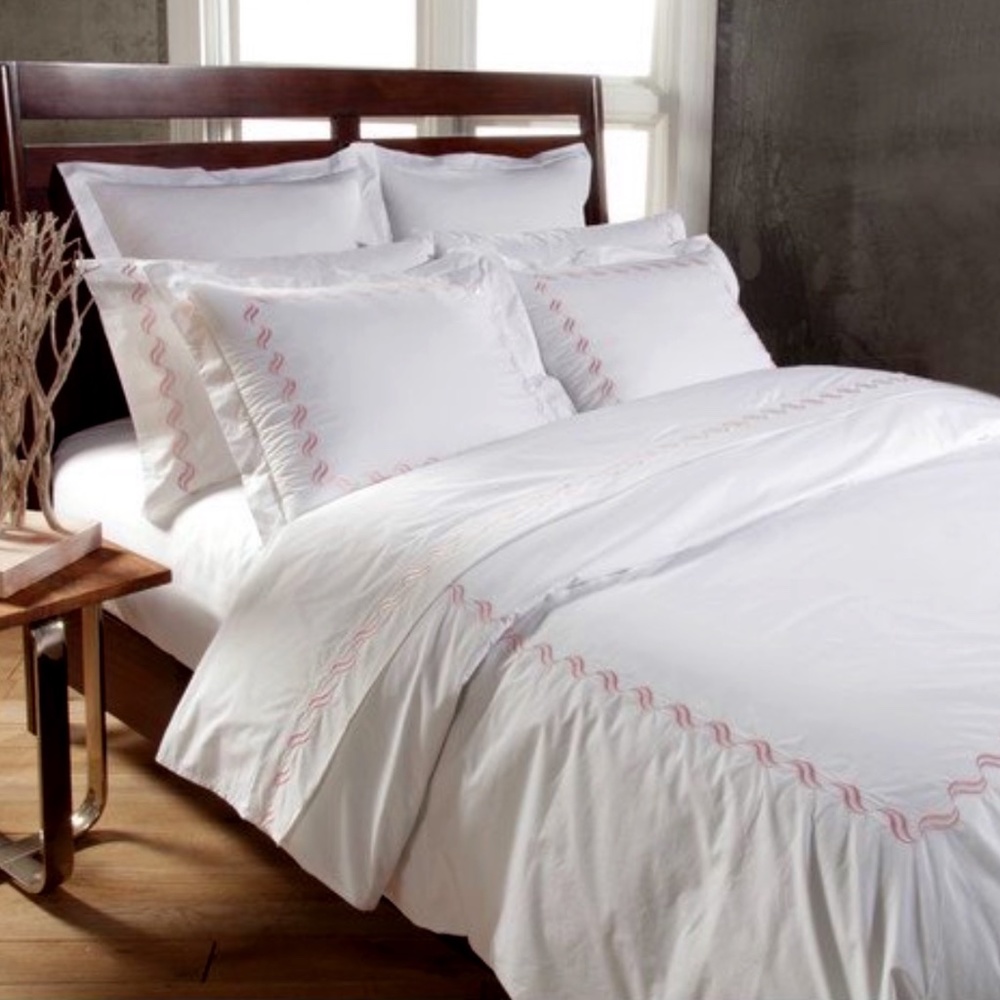 Westport Home Scroll Embroidered 100% cotton Sheet Set